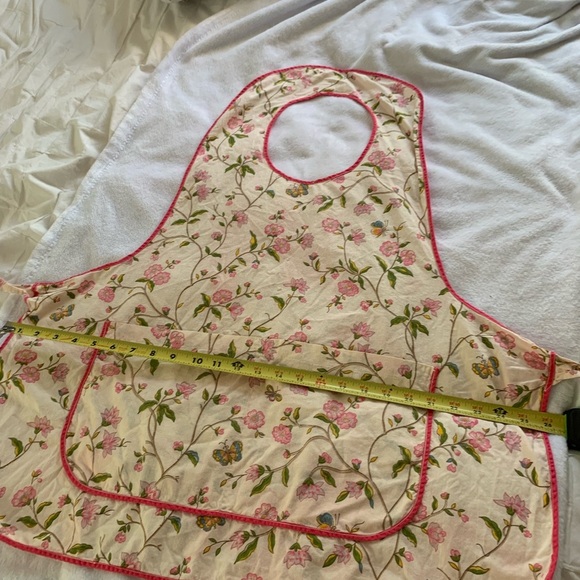 Set of Two Handmade Vintage Mid-Century Cooking Aprons Set - Picture 12 of 16